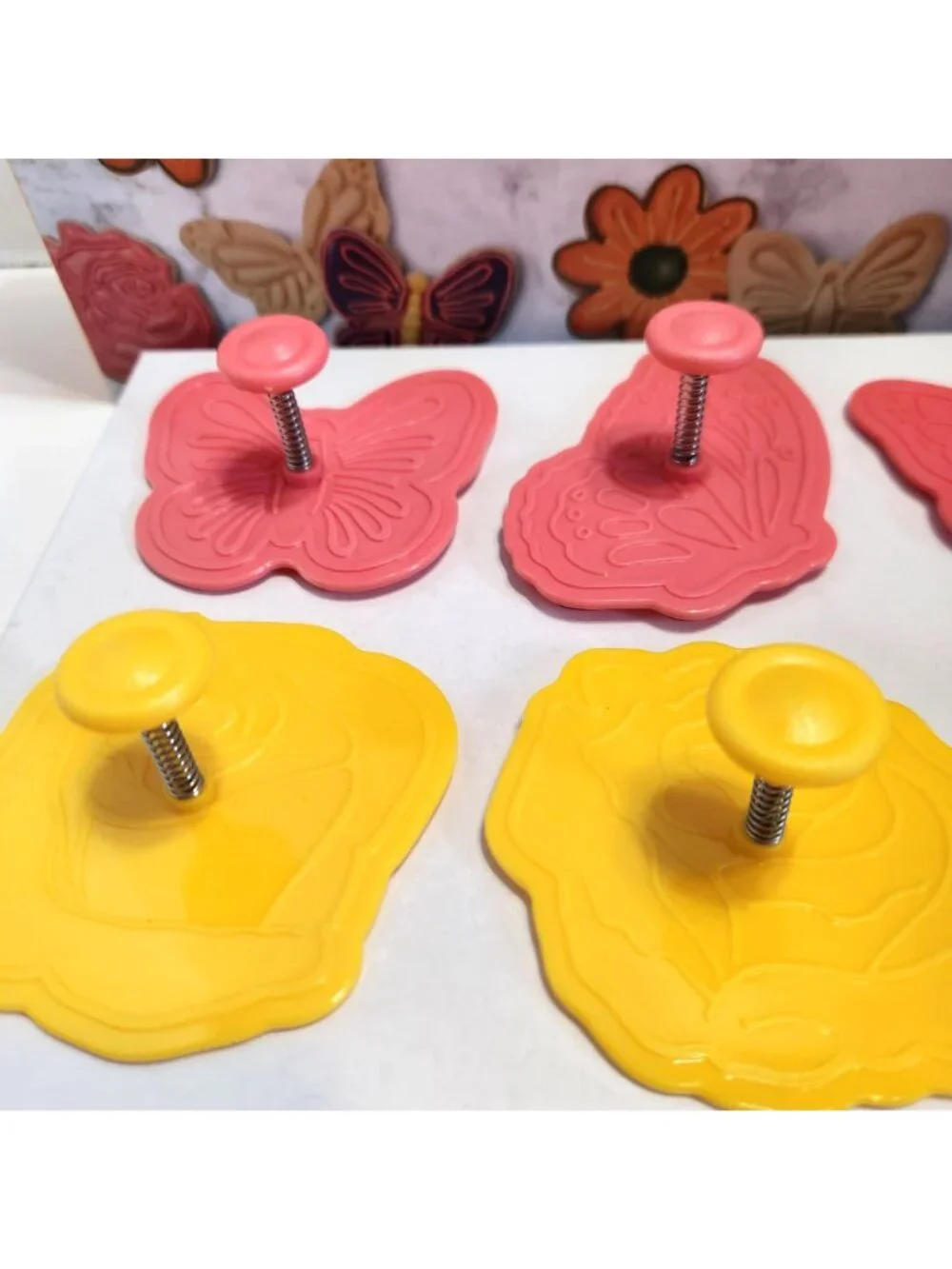 Williams Sonoma Spring Floral Butterfly Impression Cookie Cutter Set Of 6